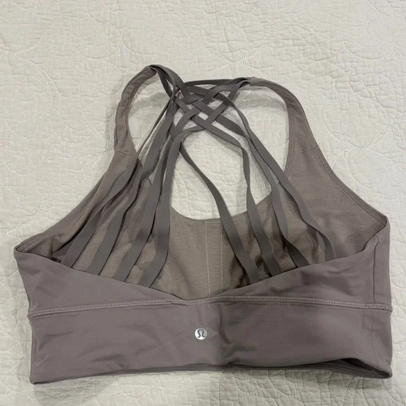 lululemon athletica Women's Strappy Sports Bra - lilac - Picture 1 of 3